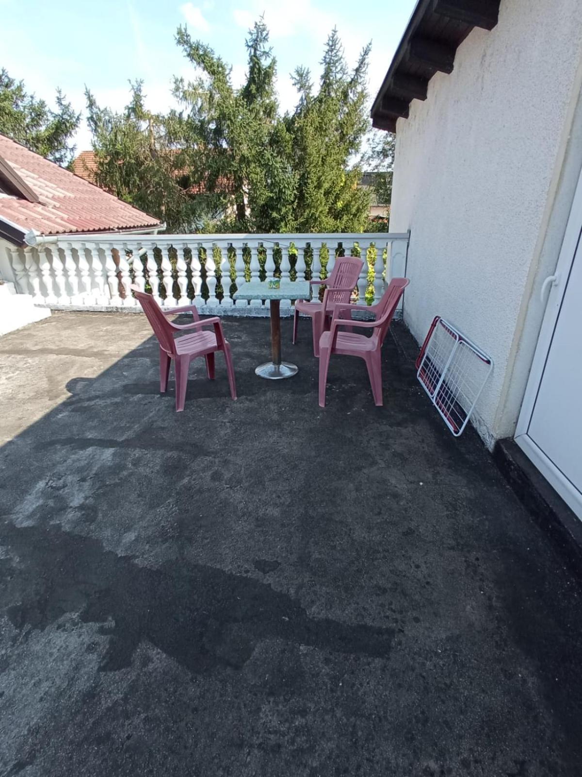 Apartman "Em" Bihac Exterior photo